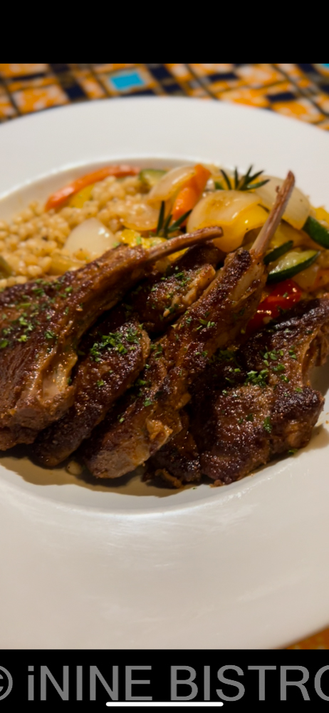iNine Bistro gallery photo 23
